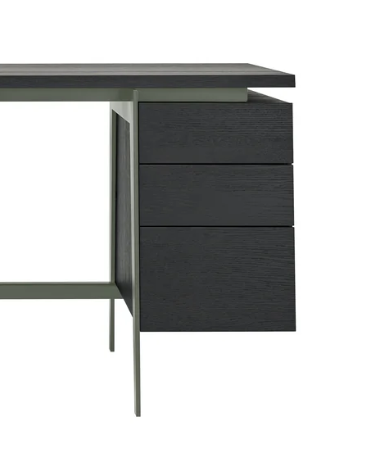 Schreibtisch FRANCO 145 cm breit des lettischen Möbelherstellers Mint Furniture